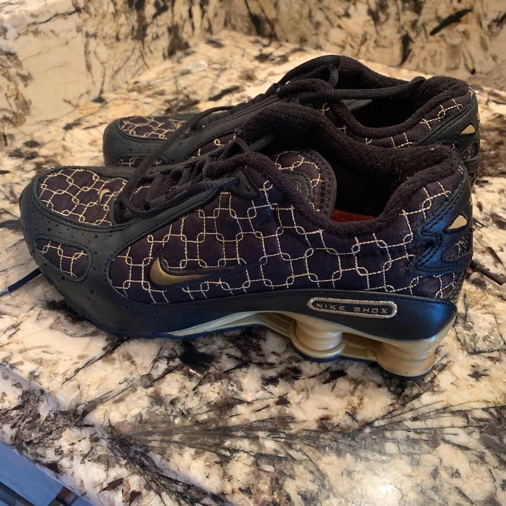 Retro Nike Shox